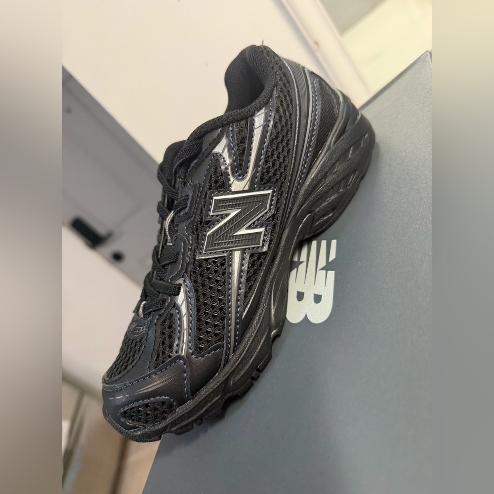 Kids New Balance Black and Silver Athletic Shoes (brand new with box)